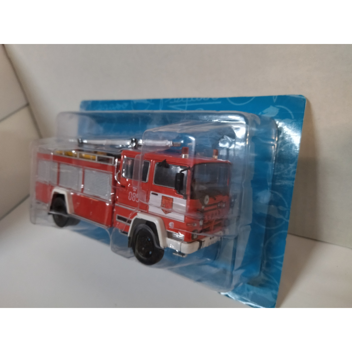Miniature Pegaso 1121 Especial MOP 1:43 - Camion Bière - IVECO - Occasion Avec Boîte (défauts Possibles)