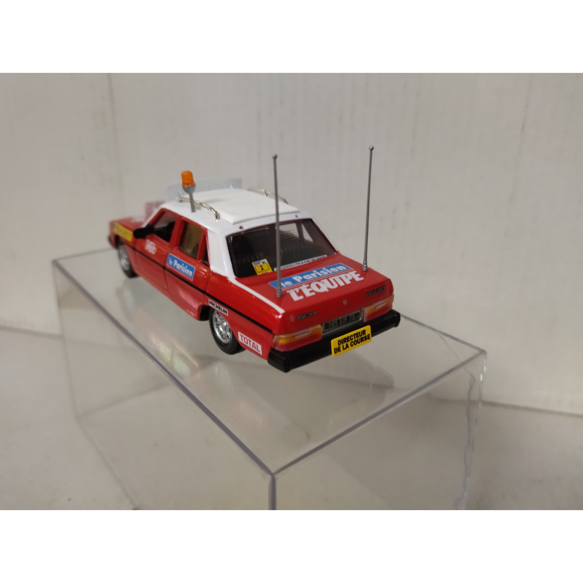 Modèle réduit Peugeot 604 de marque NOREV 1/43 (D'occasion) à Ursy pour