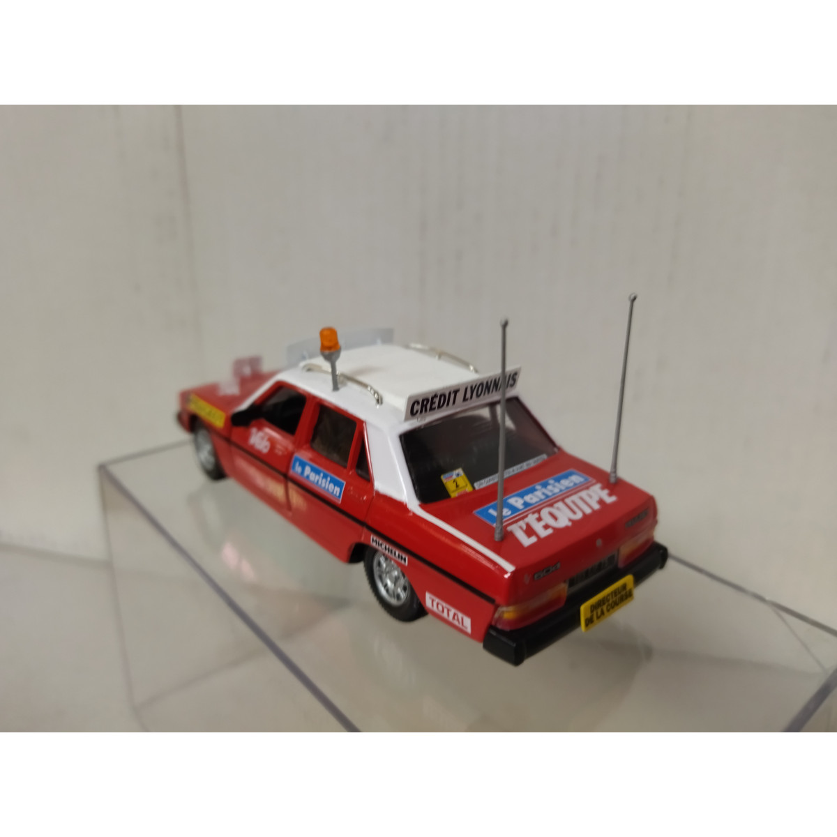 NOREV PEUGEOT 604 Norev 1/43 Sans Surboite Carton EUR 28,00 - FR