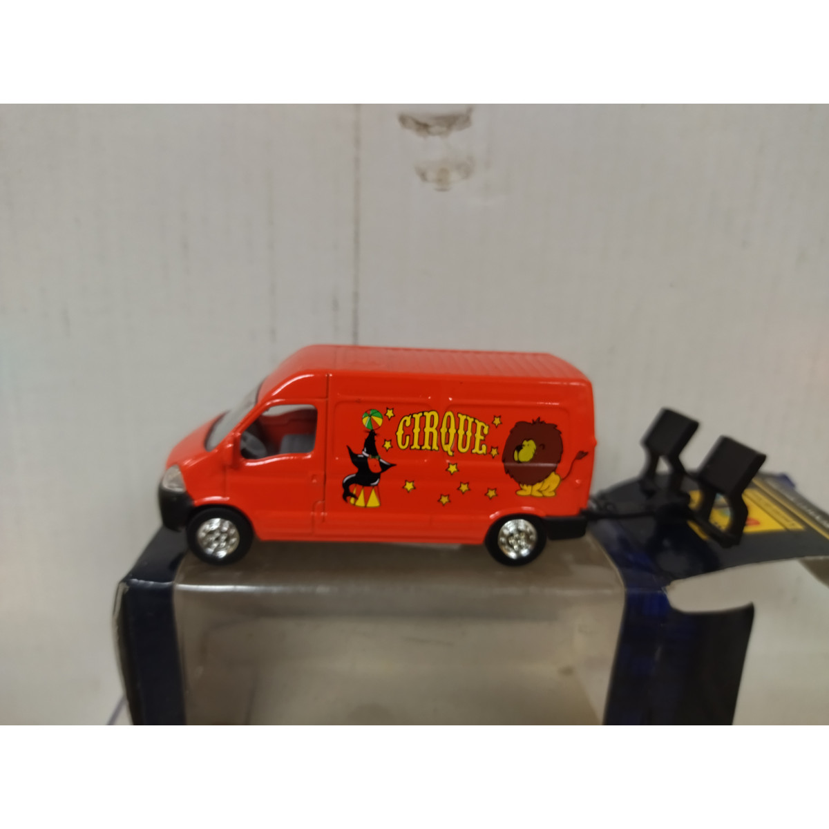 Eligor 1/43 Renault Master Cirque Pinder - Jaune - Collection - TRES RARE