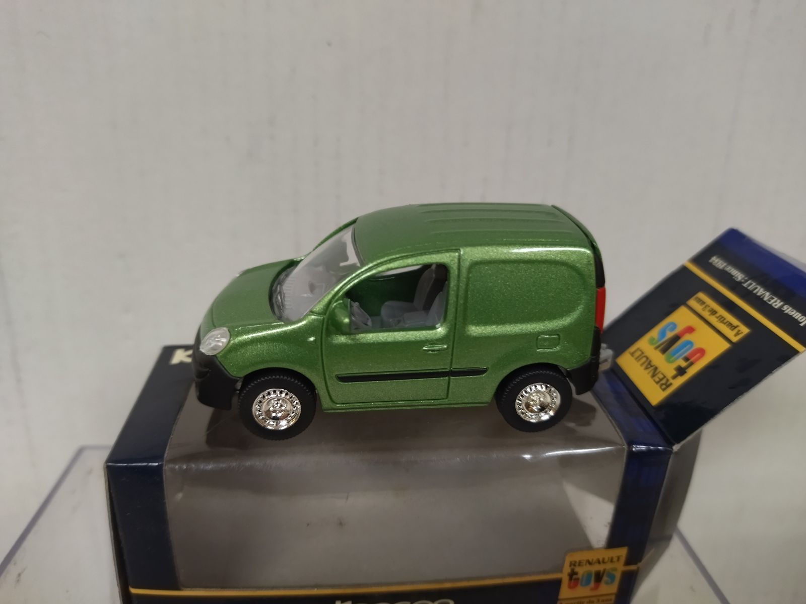 RENAULT KANGOO 2007 GREEN RENAULT TOYS apx 1:64 NOREV 3
