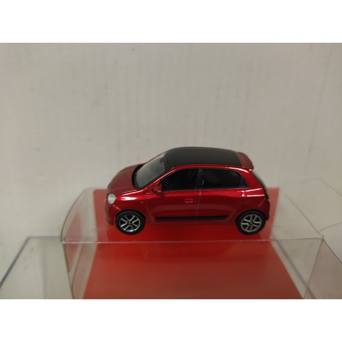 Miniature Peugeot 107 GT Noire Ligne Rouge 1:64 Norev – Occasion – Environ 7,5 Cm – Modèle Collector