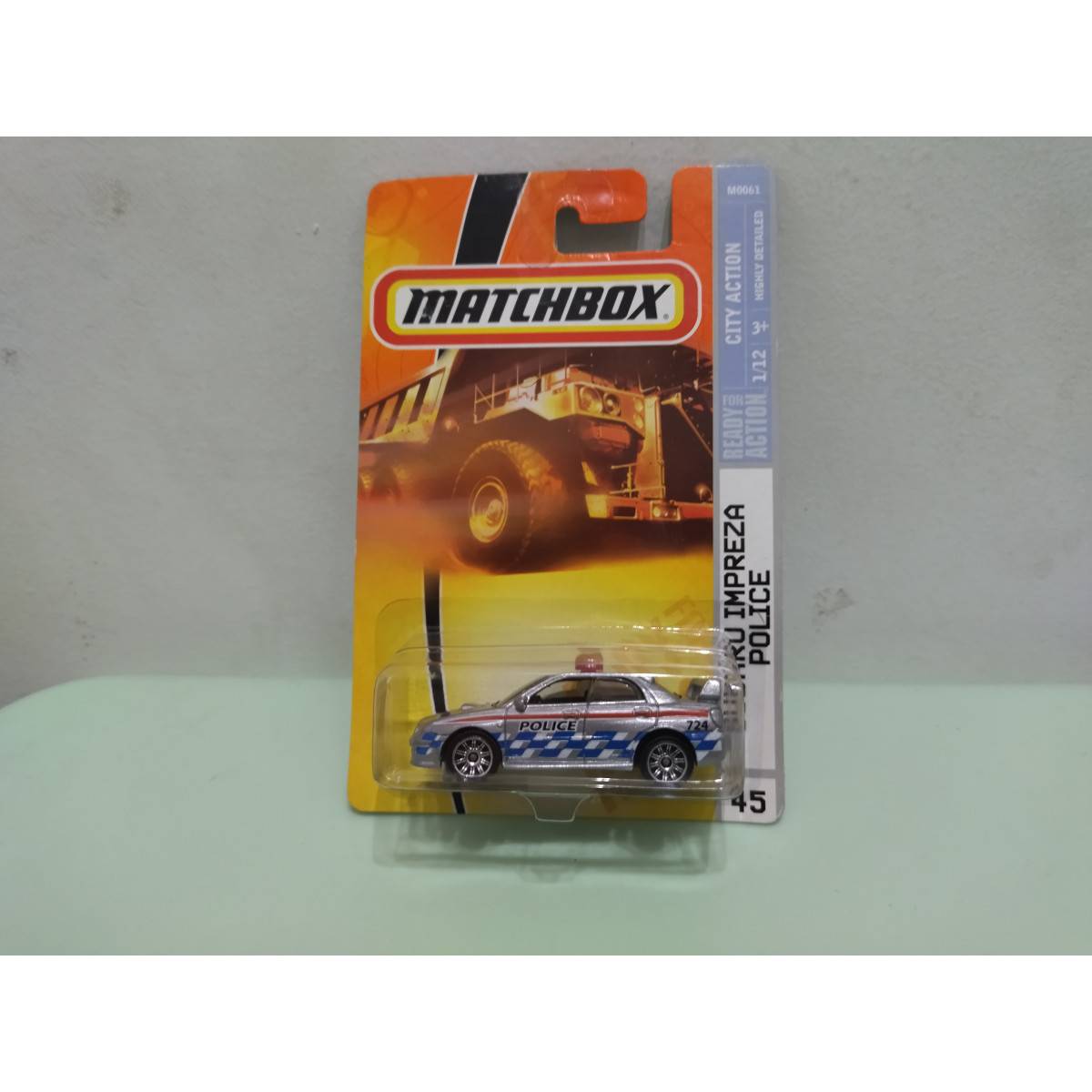 SUBARU IMPREZA POLICE SILVER MBX 45 1:64 MATCHBOX - BCN STOCK CARS