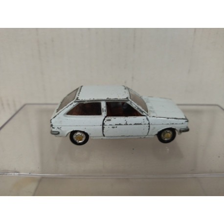 FORD FIESTA BLANCO METAL apx 1:64 MIRA 145 VINTAGE NO BOX