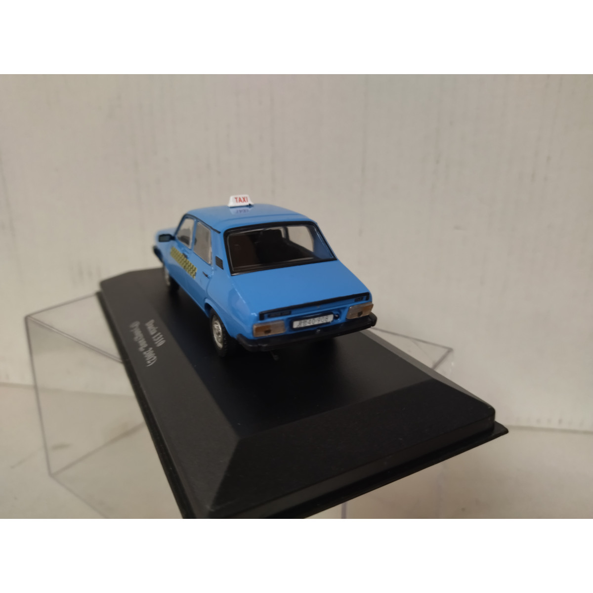 Miniature Taxi Dacia 1310 Pyongyang 2002 - Échelle 1:43 Altaya - Avec Brochure