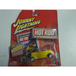 FORD 1932 ROADSTER YELLOW HOT ROD 1:64 JOHNNY LIGHTNING