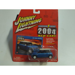 MINI COOPER S 2004 BLUE/WHITE LIGHTNING STRIKE 1:64 JOHNNY LIGHTNING