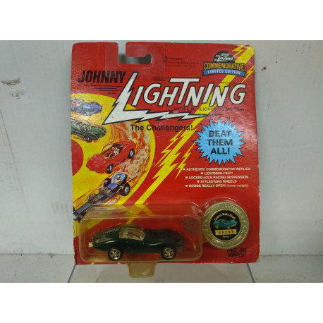 CUSTOM MAKO SHARK THE CHALLENGERS VINTAGE 1:64 JOHNNY LIGHTNING