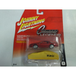 CHEVROLET CAMARO 1982 Z28 CAMARO LEGENDS 1:64 JOHNNY LIGHTNING