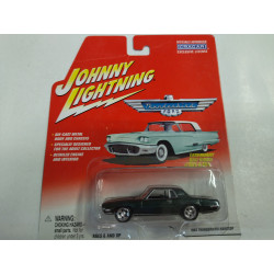 FORD THUNDERBIRD 19G8 HARDTOP LEGENDARY T-BIRD & FORD 1:64 JOHNNY LIGHTNING