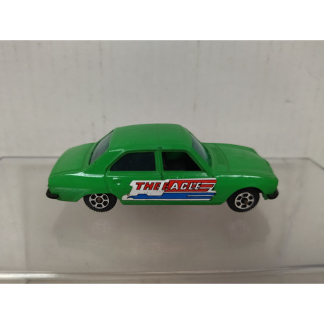 PEUGEOT 504 VERDE apx 1:64 GUILOY VINTAGE NO BOX