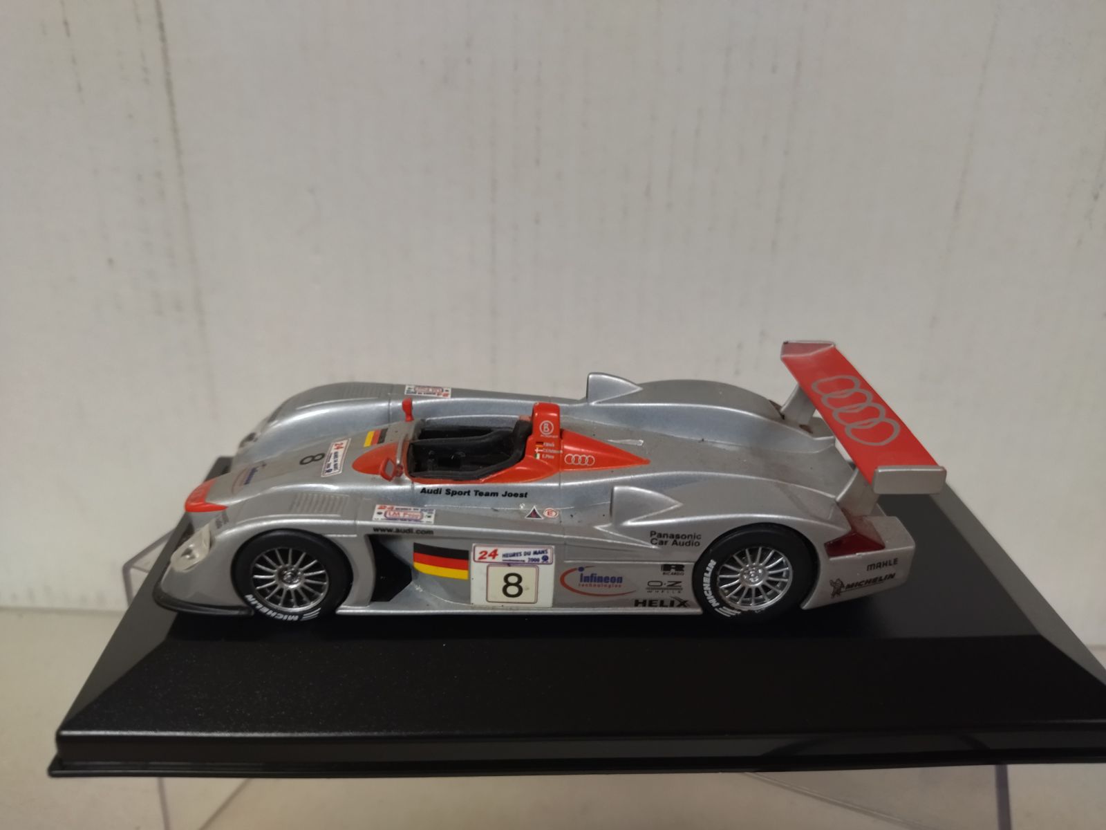 AUDI R8 LMP 2000 WIN 24 H LE MANS 1:43 ALTAYA IXO CAJA NO ORIGINAL
