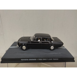 TOYOTA CROWN YOU ONLY LIVE TWICE 007 JAMES BOND 1:64 IXO EAGLEMOSS