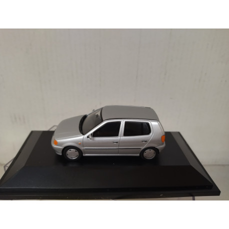 VOLKSWAGEN POLO 1994 6N/III SILVER 1:43 HERPA