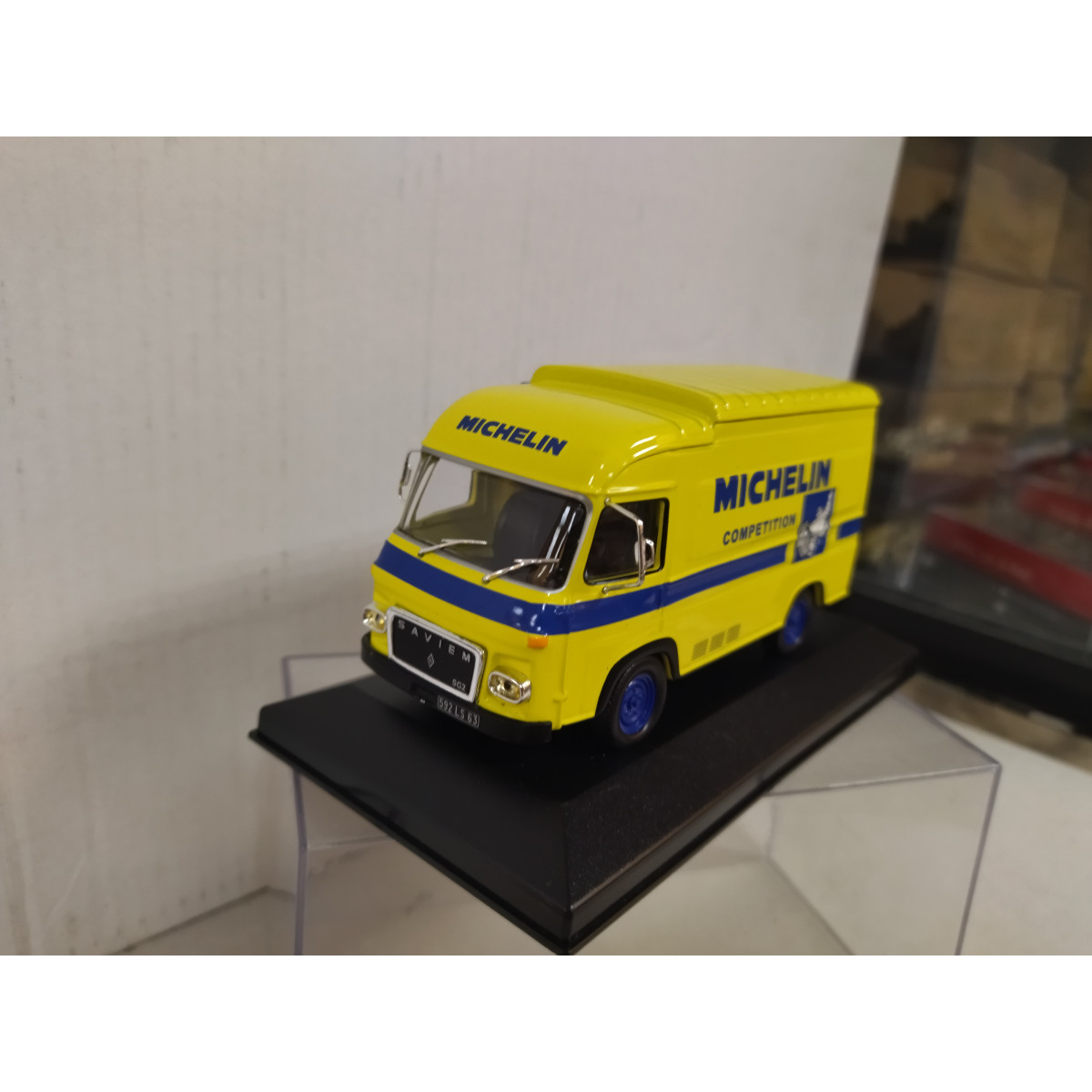 SAVIEM SG 2 Service Compétition Renault Sport IXO 1/43 en boite