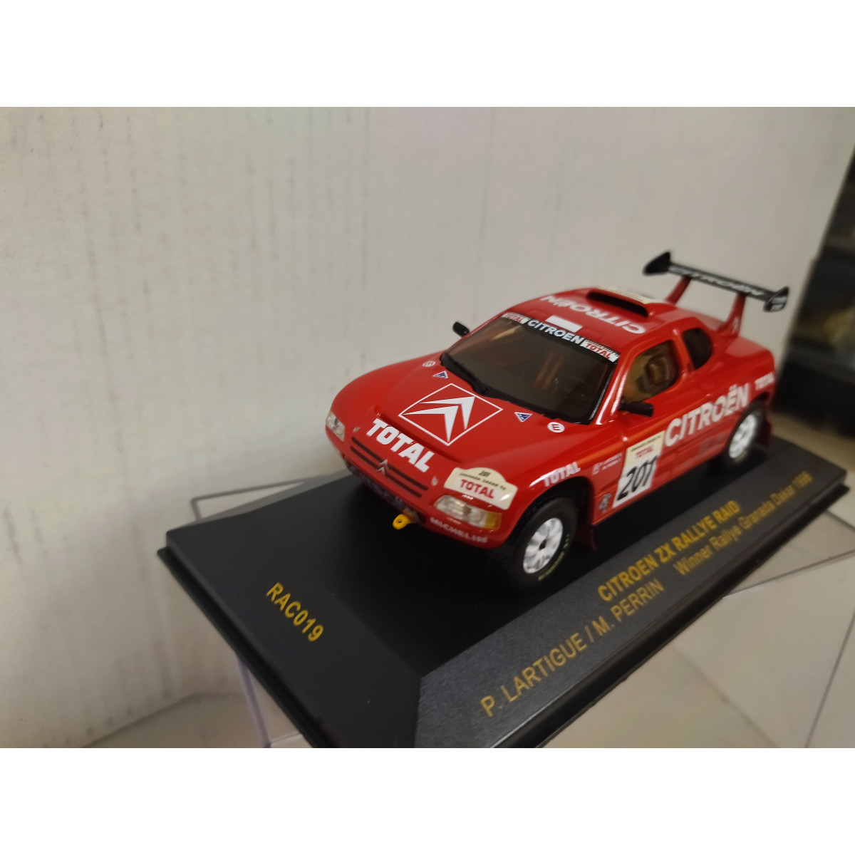 CITROEN ZX 1996 RALLY WINNER RAID GRANADA-DAKAR LARTIGUE 1:43 IXO