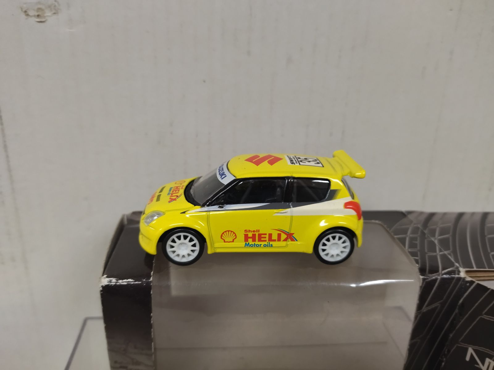 SUZUKI SWIFT WRC SHELL HELIX apx 1:64 NOREV 3 INCHES (7,5cm) - BCN