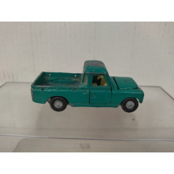 LAND ROVER PICKUP GREEN/VERDE apx 1:64 GUISVAL NO BOX