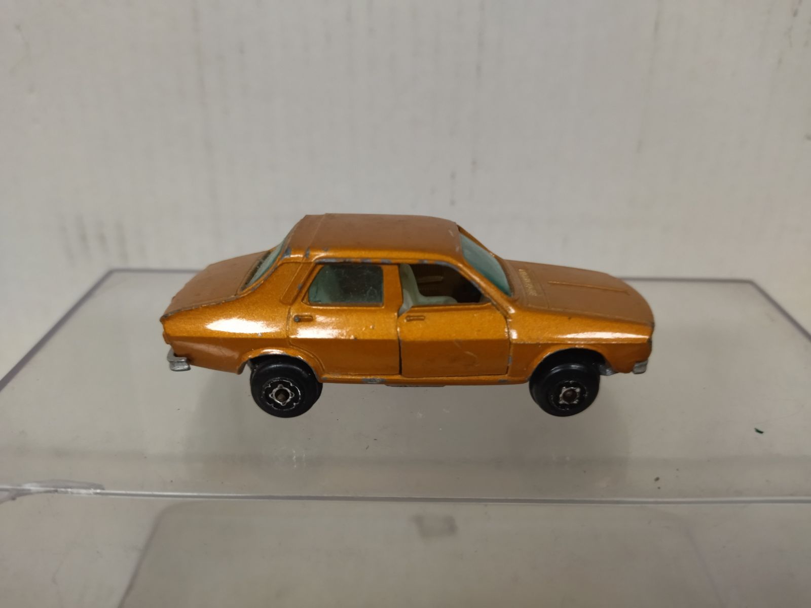 Matchbox Superfast N°4 - Renault 12 S Rallye (R12) - Guisval - Occasion