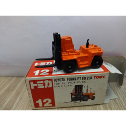 TOYOTA FORKLIFT/CARRETILLA FD200 1:120/apx 1:64 TOMICA 12