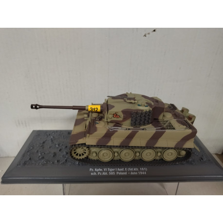 Sd.kfz.181 PANZER VI TIGER I 1944 Ausf E POLAND TANKS WW 2 1:43 ALTAYA IXO