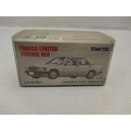 MERCEDES-BENZ W201 190E 2.3 WHITE 1:64 TOMICA LIMITED VINTAGE NEO N-79a