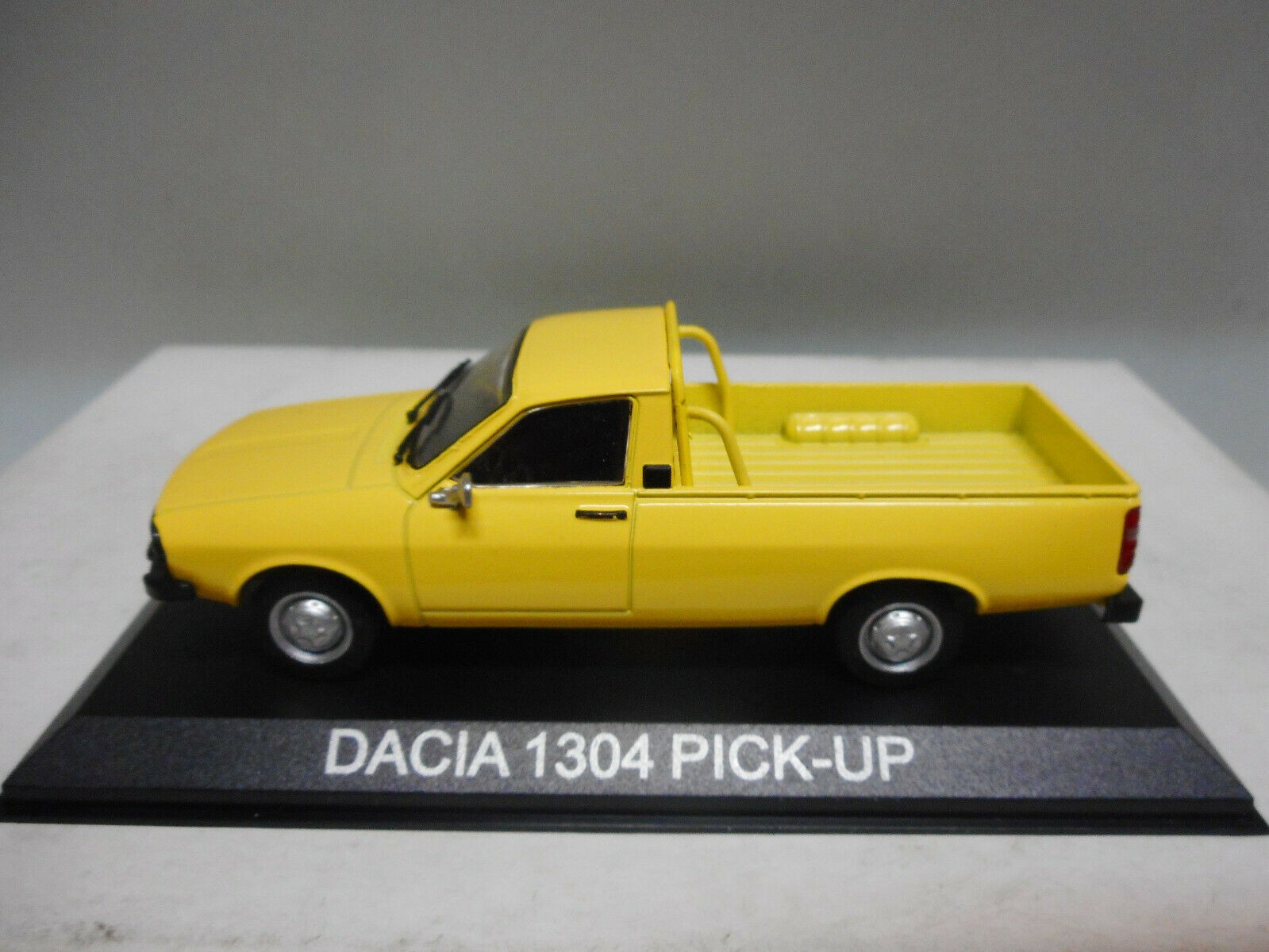 Dacia 1304 Pick up gelb Blister 1:43 Ixo/Altaya Modellauto Dacia 1304 Pick up gelb Blister 1:43 Ixo/Altaya Modellauto