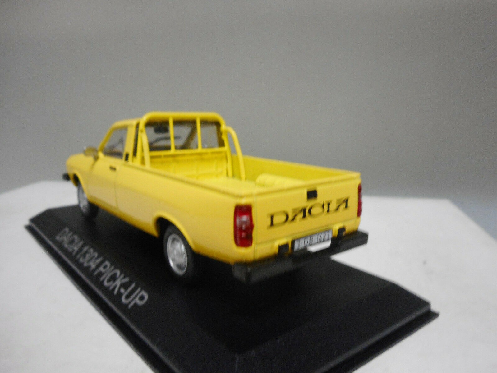 Dacia 1304 Pick up gelb Blister 1:43 Ixo/Altaya Modellauto Dacia 1304 Pick up gelb Blister 1:43 Ixo/Altaya Modellauto