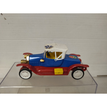 FIAT MODELO 0 CLOSED VETERANOS HIPPIES GUISVAL 502 CON CAJA