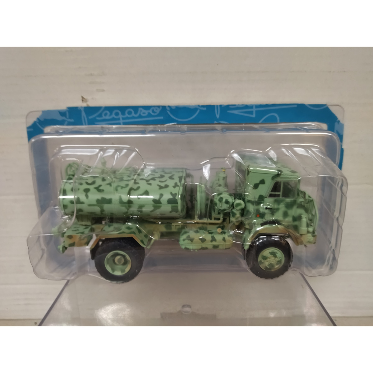 Camiones y Autobuses Españoles a Escala 1:43 Camiones y Autobuses Españoles a Escala 1:43