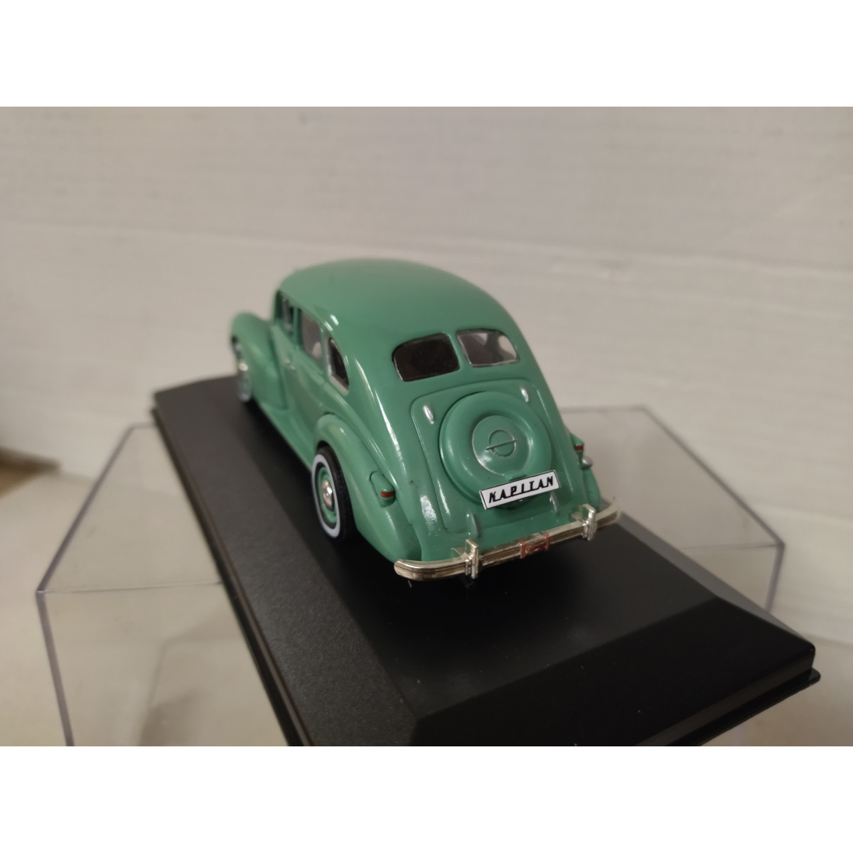 Modellino Diecast 1/43 Opel Kapitan '38 Verde - Eaglemoss - Anni '30