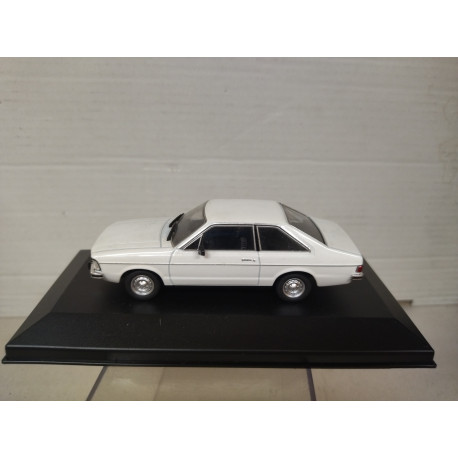 FORD CORCEL II INESQUECIVEIS BRASIL 1:43 IXO CAJA NO ORIGINAL DEFECT/NO RETRO