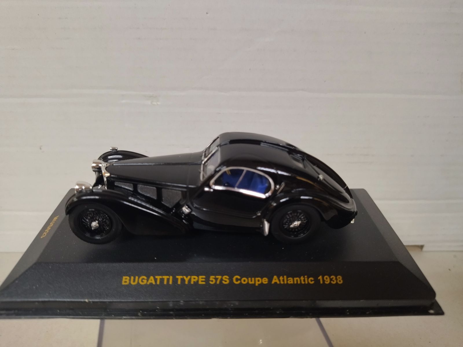 BUGATTI 57 S 1938 COUPE ATLANTIC 1:43 IXO MUS023 - BCN STOCK CARS