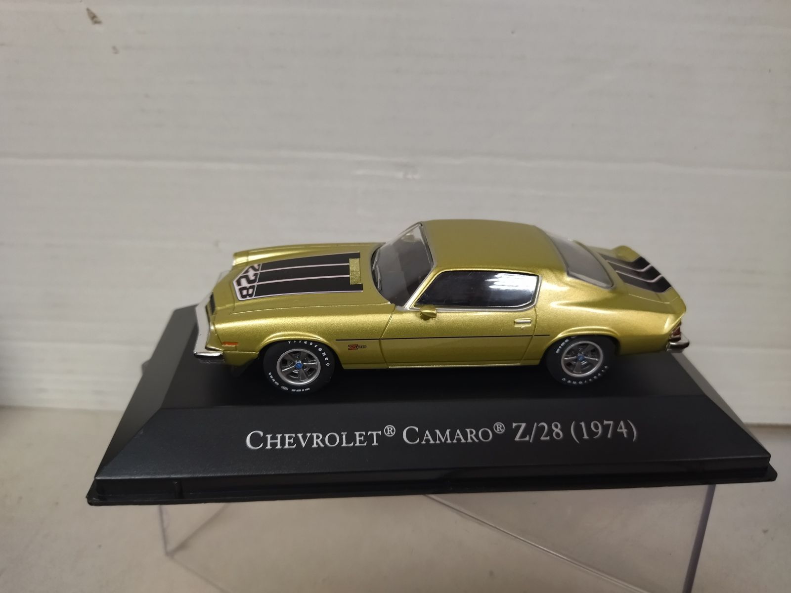 CHEVROLET CAMARO 1974 Z/28 GOLD/BLACK AMERICAN CARS 1:43 ALTAYA