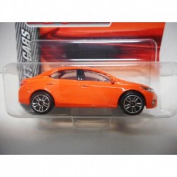 TOYOTA COROLLA ALTIS 5P SEDAN WHITE ORANGE MAJORETTE 1:64