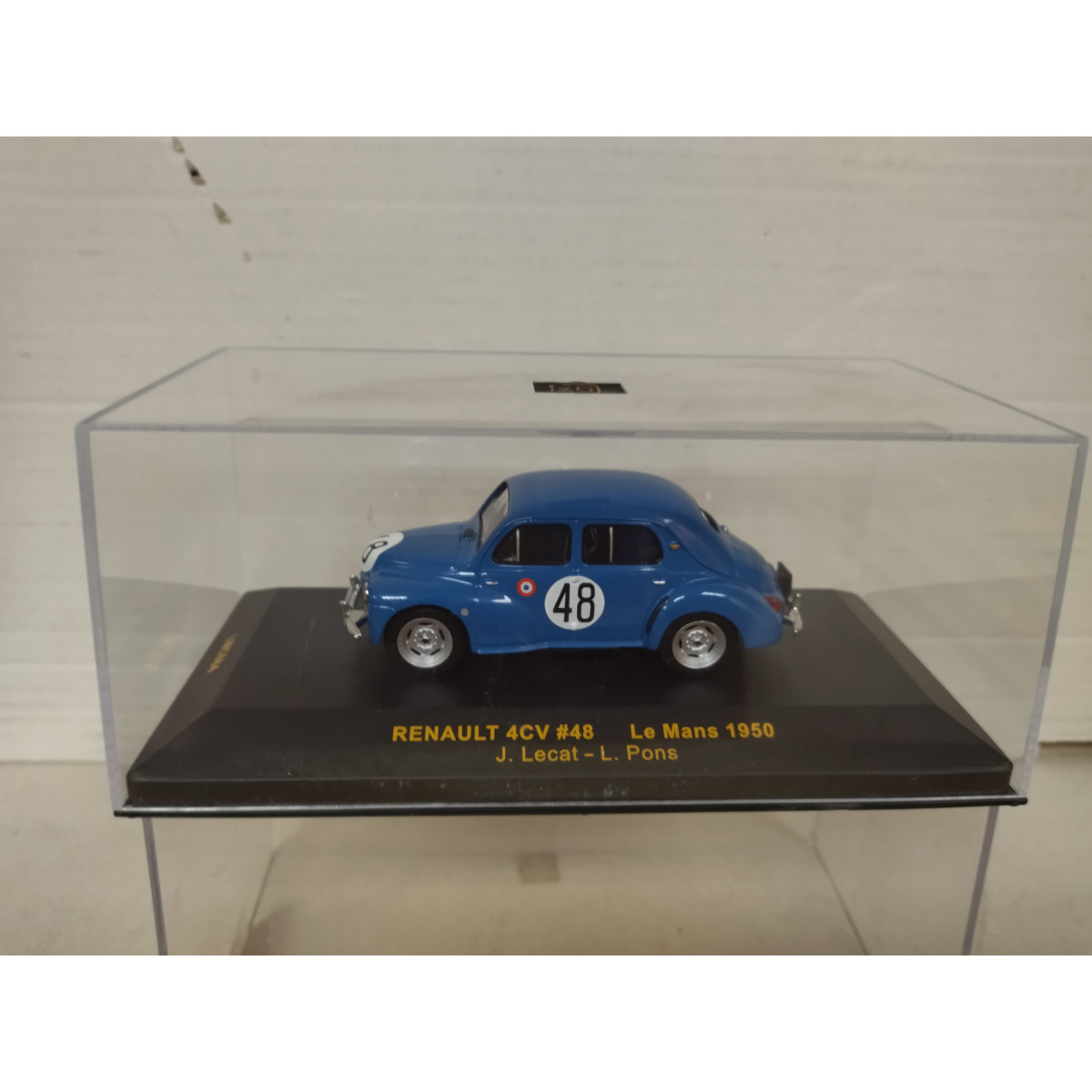 Miniature 1/43 Renault 4 CV N°46 - Vainqueur 24h Du Mans 1950 - Provence Moulage (RARE)