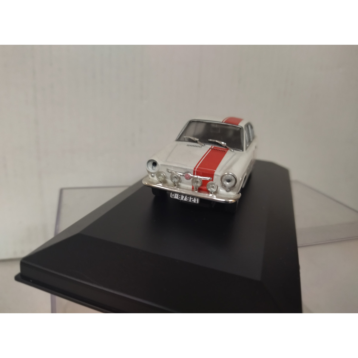 Modèle Réduit 1/43 Seat 850 Coupé Rallye D'Oviedo 1967 #23 Sutil - Ixo/Altaya - Neuf Sous Boîte