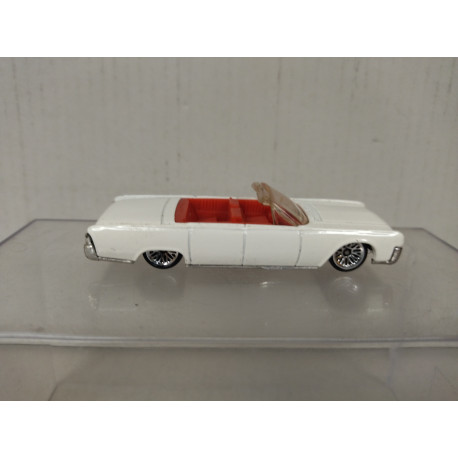 LINCOLN CONTINENTAL CONVERTIBLE VINTAGE 1:64 HOT WHEELS NO BOX