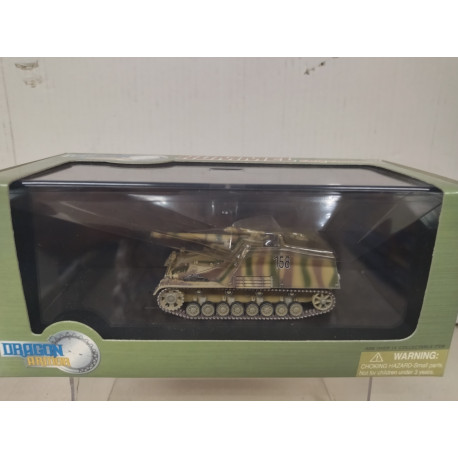 Sd.kfz.165 HUMMEL 1944 5 Pz.Div. Estearn Front WW 2 1:43 DRAGON ARMOR 60080