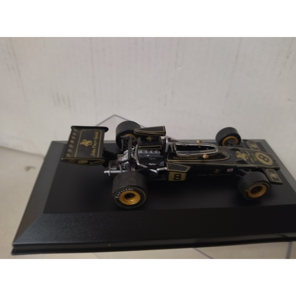 Miniature Quartzo 1/43 - Lotus Ford 72D Fittipaldi - Champion Du Monde 1972