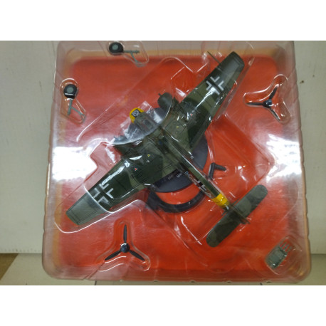 HENSCHEL HS-129 GERMANY WW 2 AIR COMBAT 1:72 DeAGOSTINI IXO