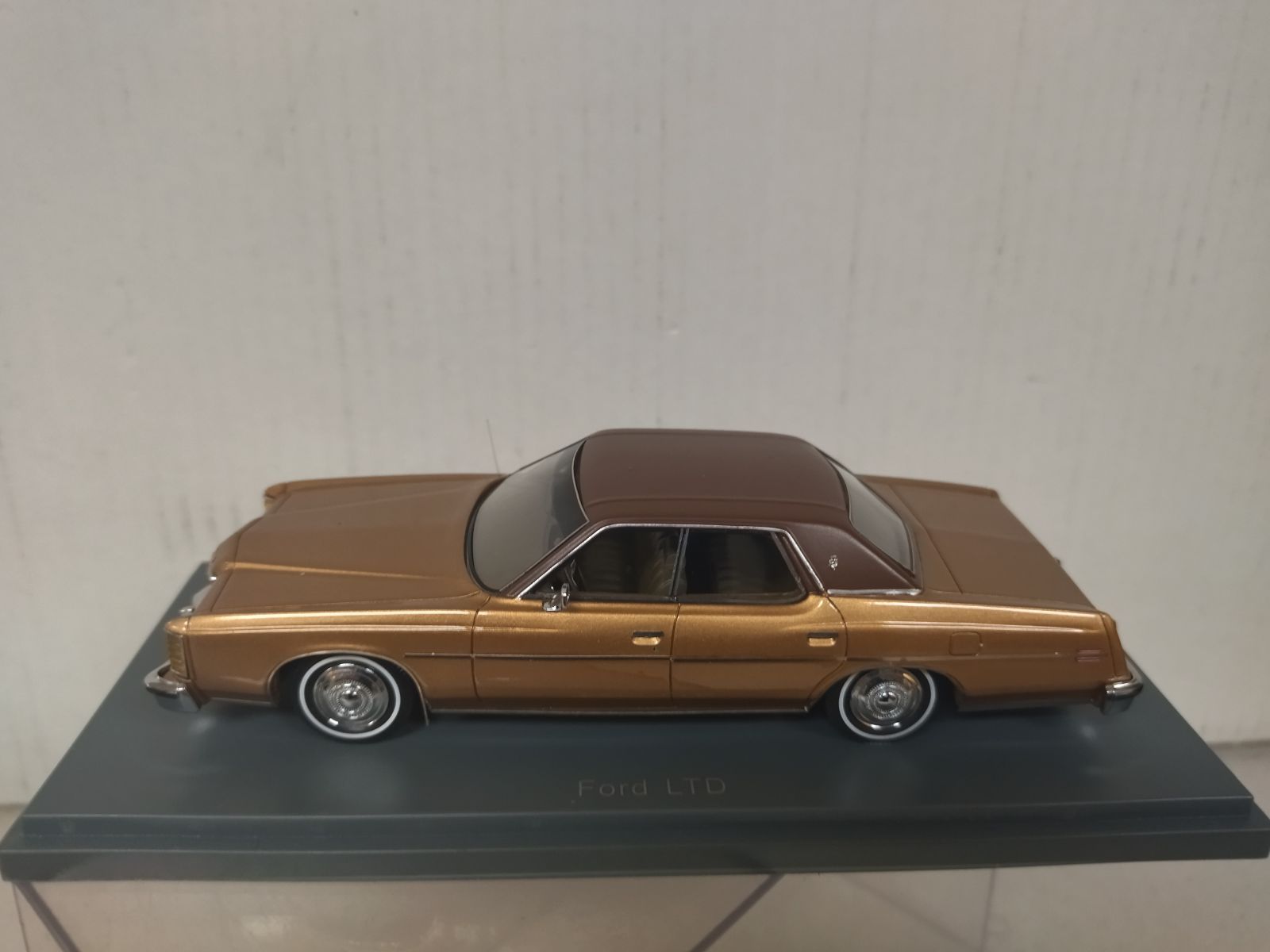 Neoネオ/'73 Fordフォード LTD 1/43 絶版 Neoネオ/'73 Fordフォード LTD 1/43 絶版 - メルカリ