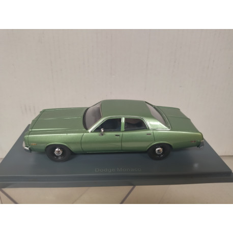DODGE MONACO 1978 GREEN MET 1:43 NEO SCALE MODELS - BCN STOCK CARS