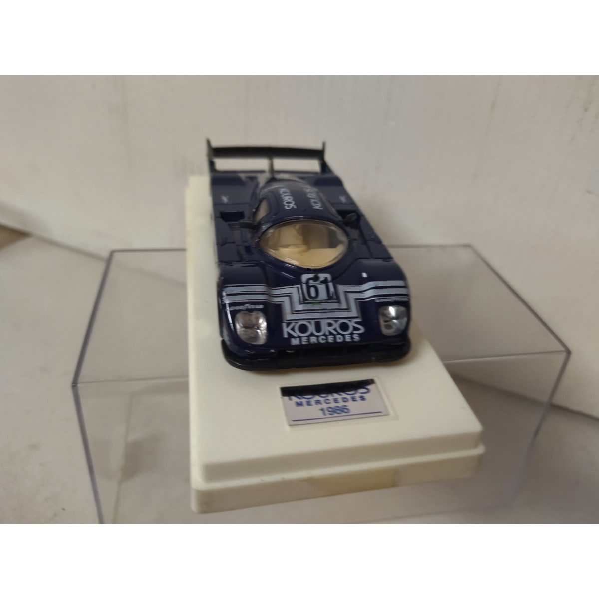 SAUBER C8 1986 24 H LE MANS YVES SAINT LAURENT KOUROS 1:43 MADE IN HONG KONG - BCN STOCK CARS