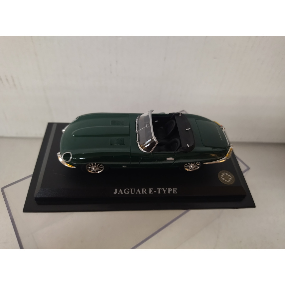 JAGUAR E-TYPE 1961 CABRIOLET GREEN 1:43 DelPRADO OPEN BOX - BCN