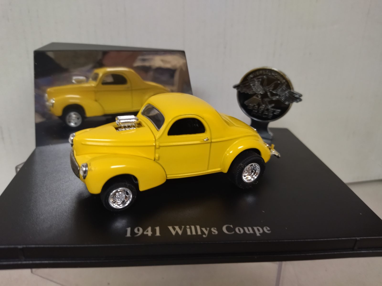 WILLYS COUPE 1941 YELLOW 1:43 EAGLE BY UNIVERSAL HOBBIES