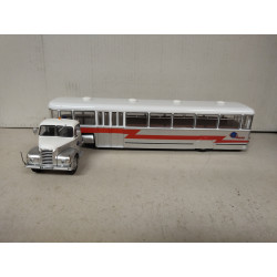 EBRO B-45 1962 IBERIA AEROPUERTO TRUCK + TRAILER 1:43 ALTAYA IXO