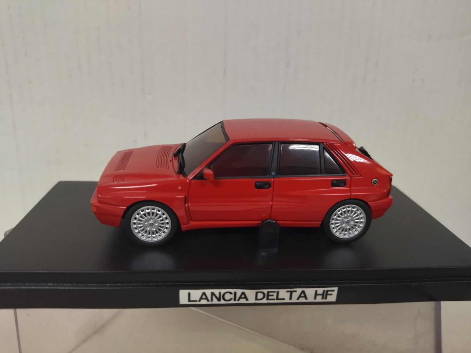 LANCIA DELTA 1992 INTEGRALE EVO RED 1:43 KYOSHO BODY FOR RC