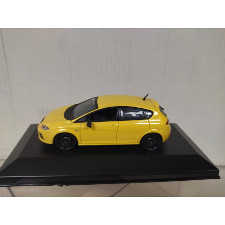 SEAT LEON CUPRA 2008 AMARILLO 1:43 FISHER IXO CAJA NO ORIGINAL