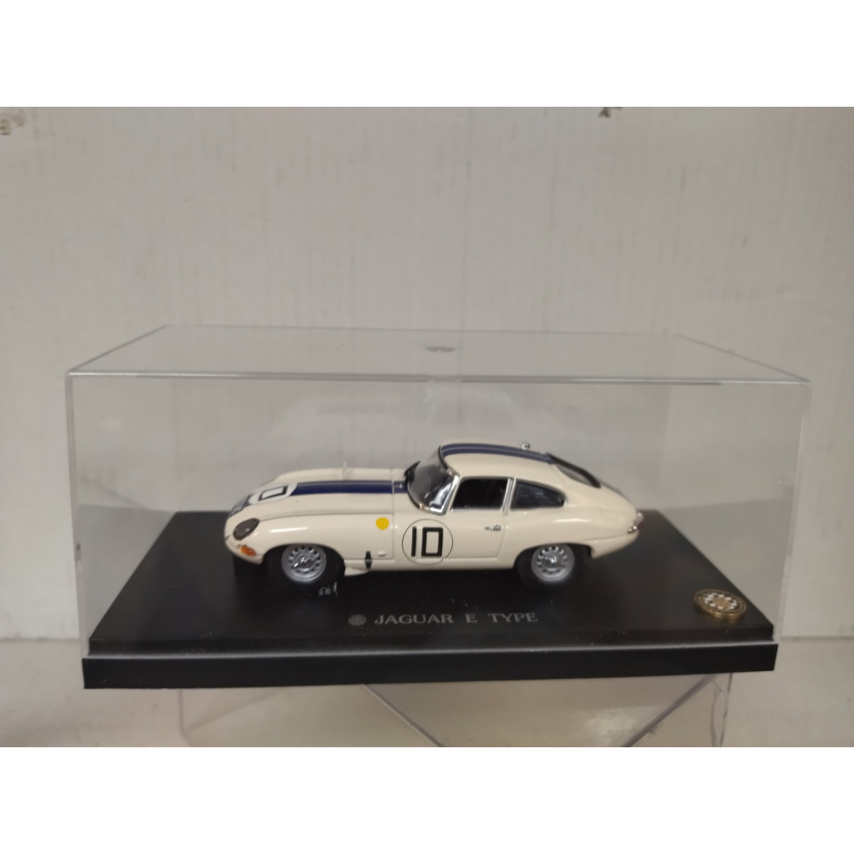 JAGUAR E-TYPE 1962 24 H LE MANS n10 1:43 KYOSHO - BCN STOCK CARS